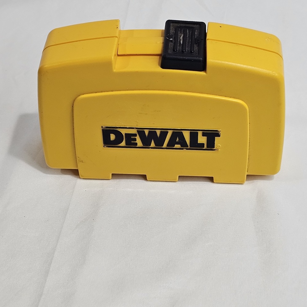 Dewalt Screwdriver‎ Bit Set in Case 13 Piece + Case Used.